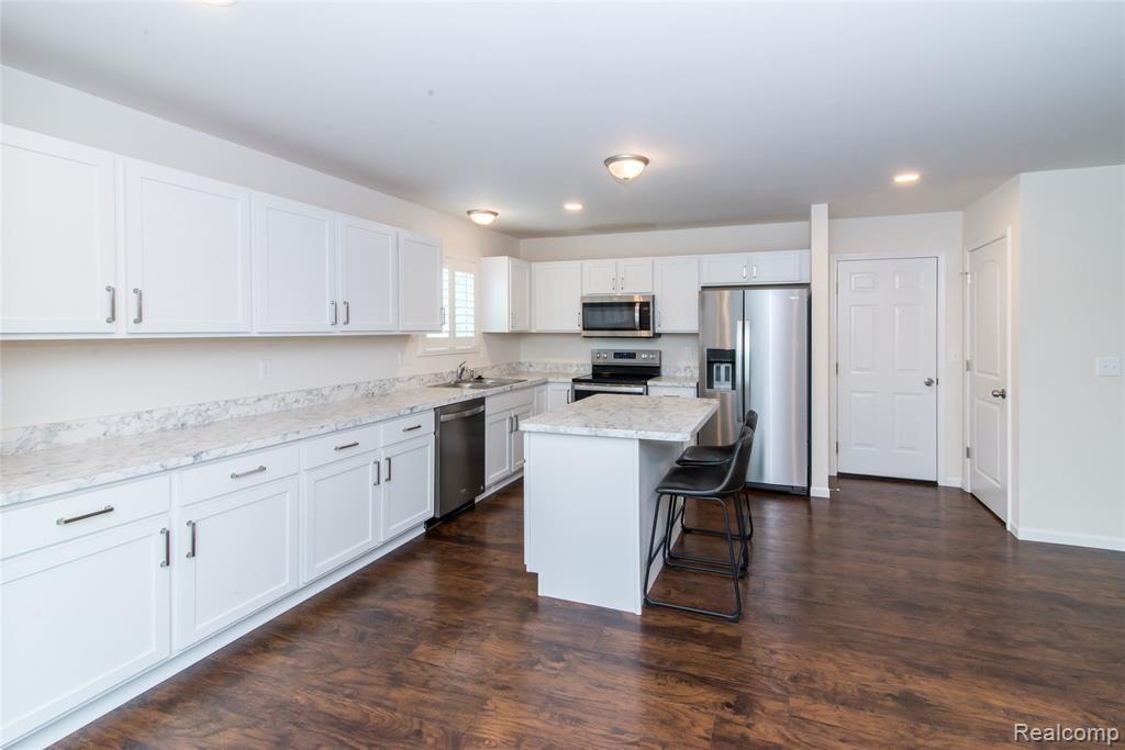 5372 Rural Terrace, Waterford, MI — Photo 22
