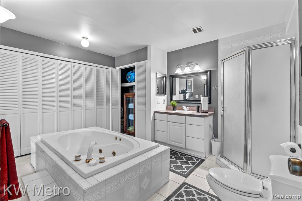 27173 CUMBERLAND Court, Southfield, MI 48033 — Photo 15