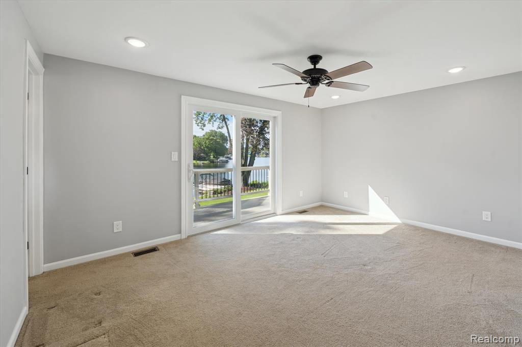 5100 Surfwood Drive, Commerce Twp, MI 48382 — Photo 27