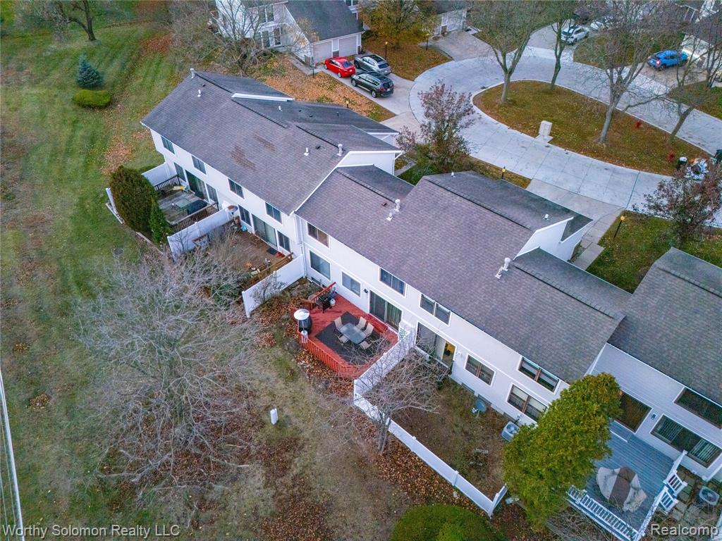 22415 Cranbrooke Drive, Novi, MI — Photo 37