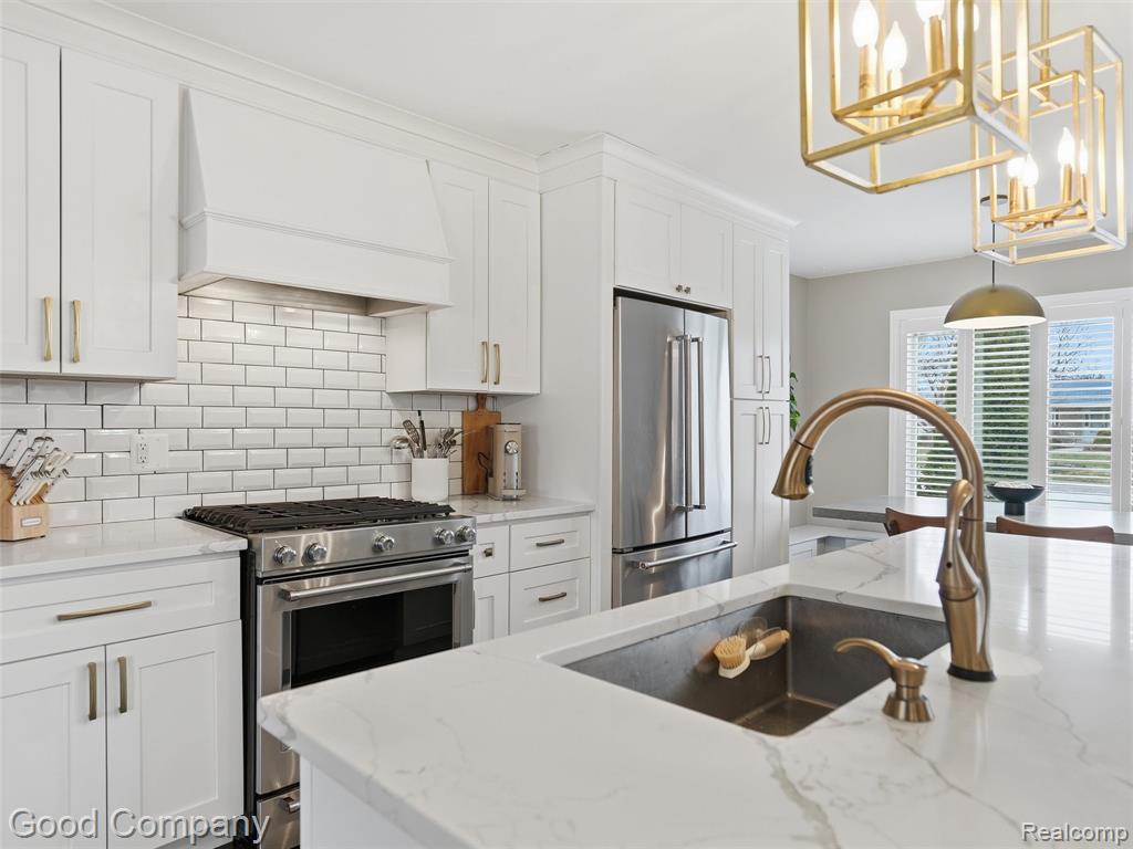 7371 Edinborough, West Bloomfield, MI — Photo 17