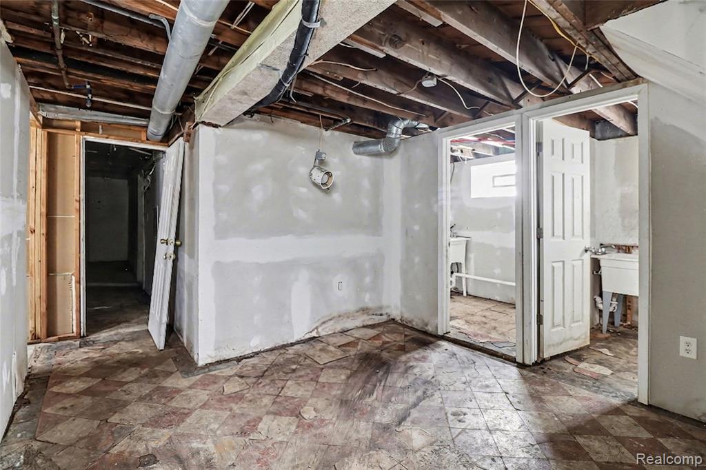5719 Haverhill Street, Detroit, MI 48224 — Photo 15