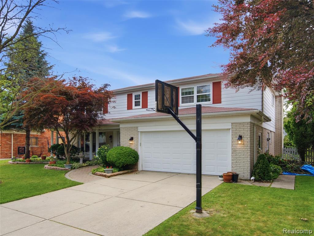 883 Briarcliff Drive, Grosse Pointe, MI 48236 — Photo 2