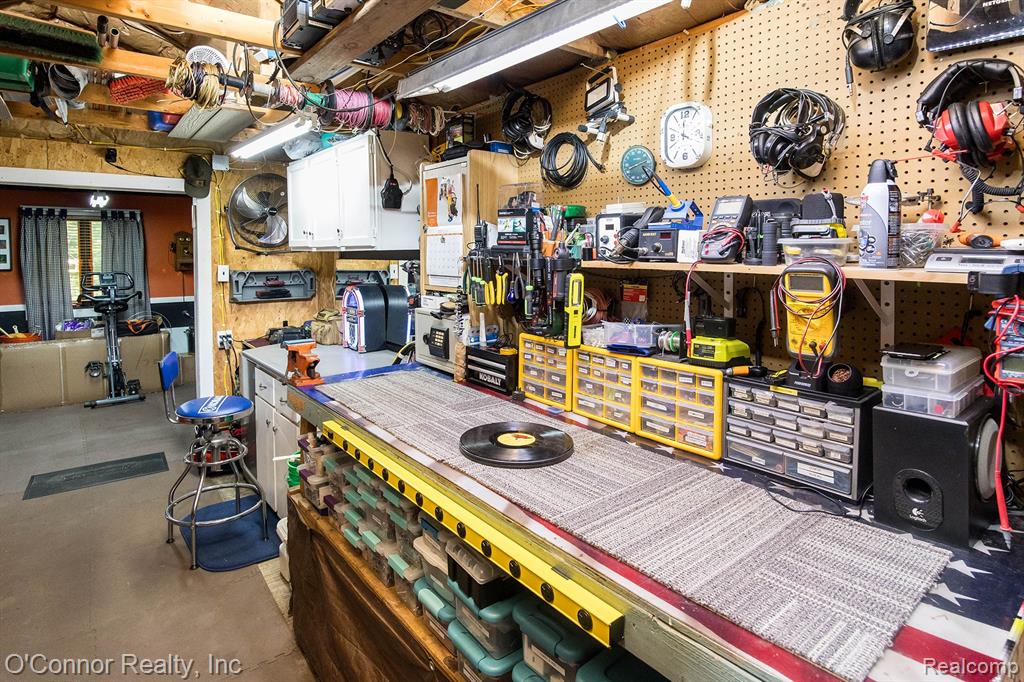4234 Atkins Road, Port Huron, MI 48060 — Photo 21