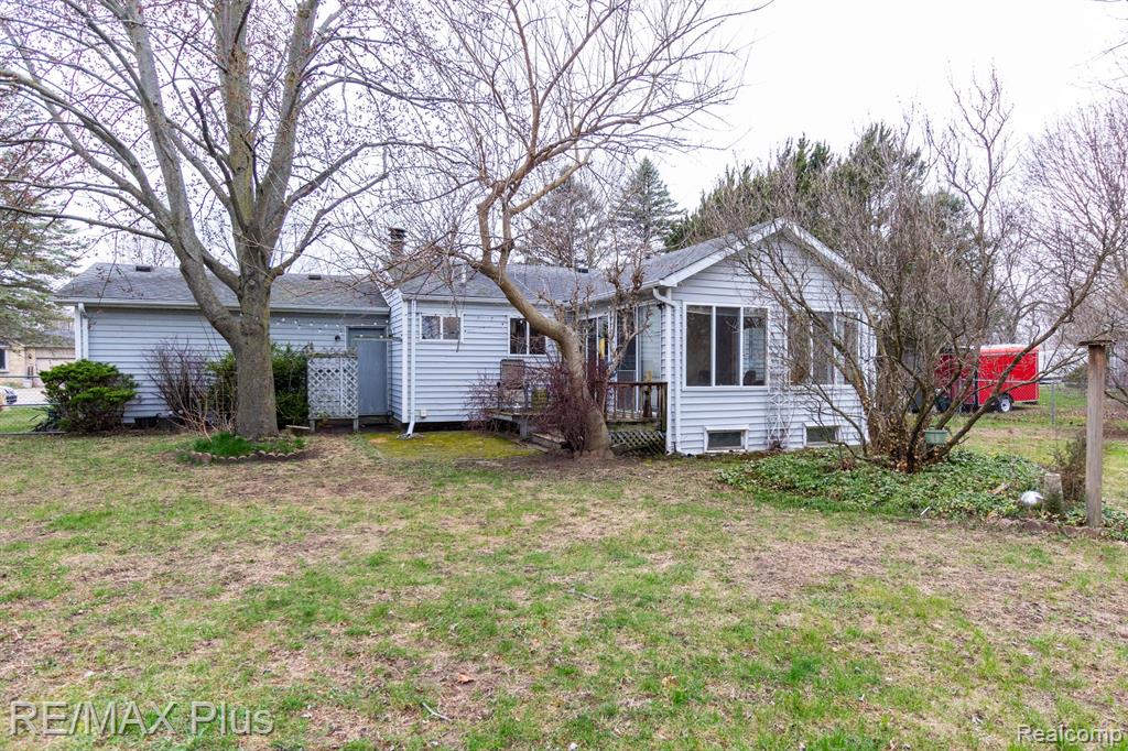 6051 HOMESTEAD, Grand Blanc, MI 48439 — Photo 36