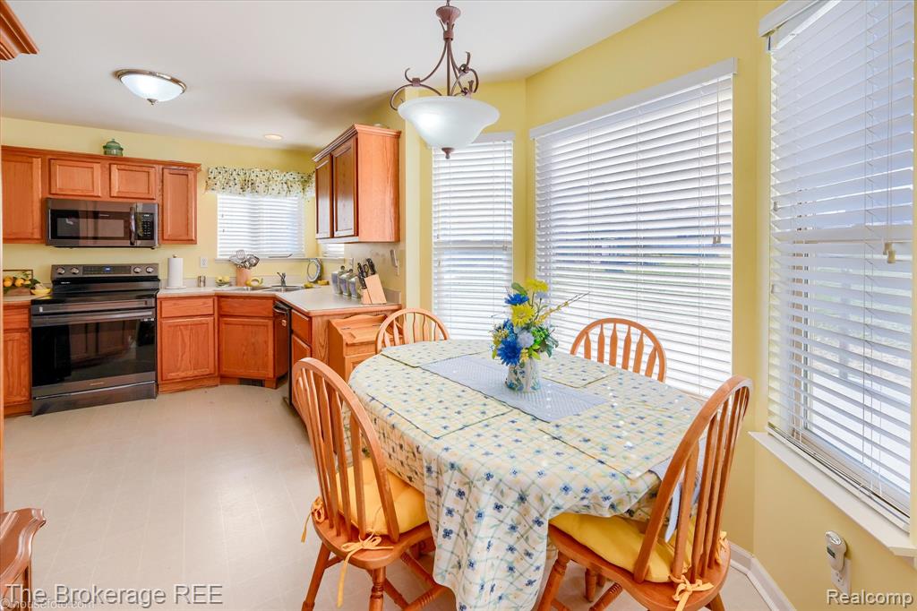 817 Star Drive, Davison, MI 48423 — Photo 13