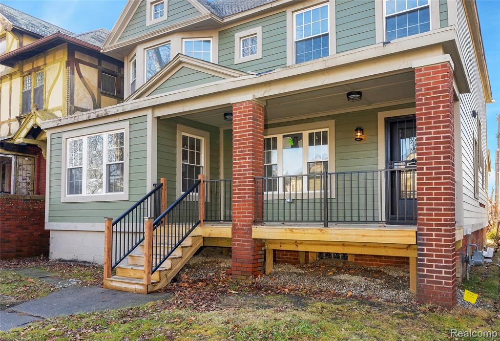 1583 Cadillac Boulevard, Detroit, MI 48214 — Photo 2