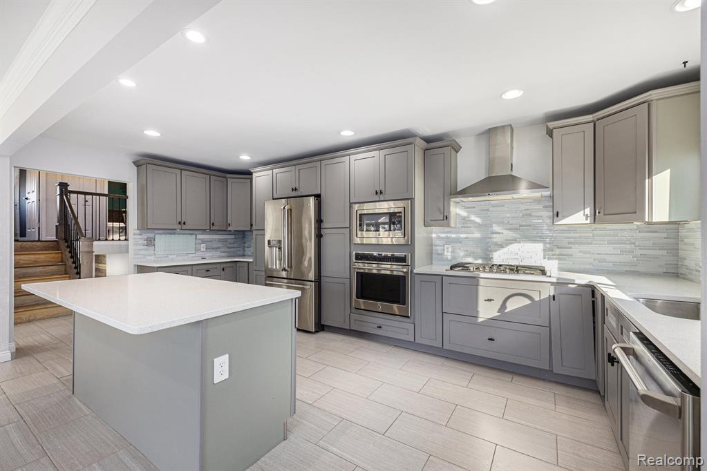 46009 Donahue Avenue, Macomb, MI 48044 — Photo 11