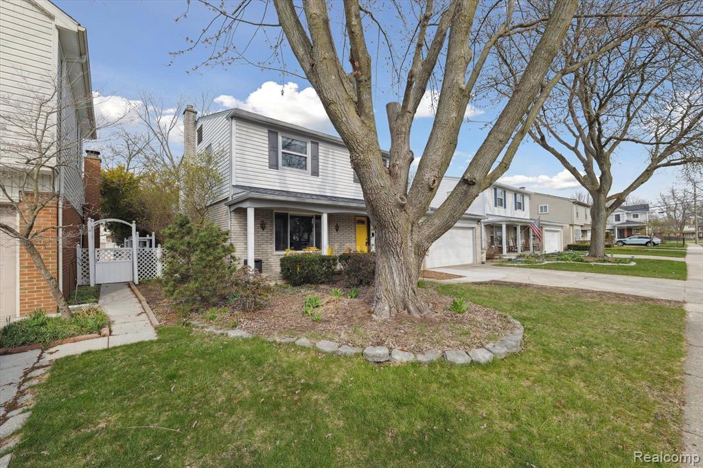 519 N MANITOU Avenue, Clawson, MI — Photo 2