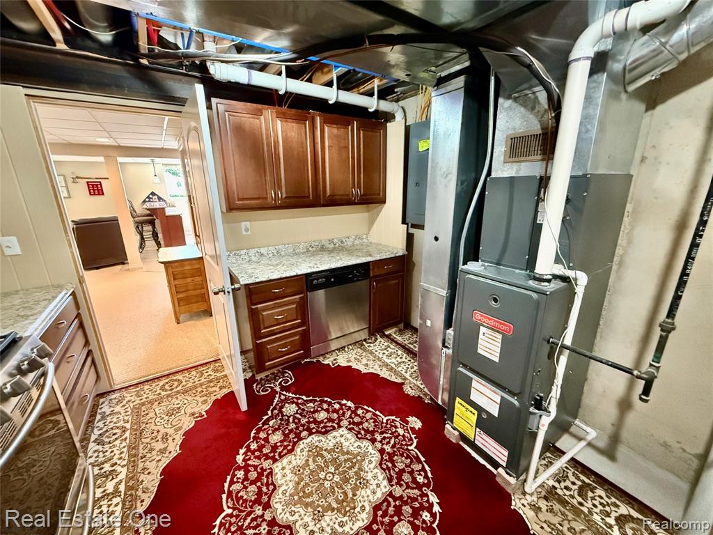 51063 Paxton Drive, New Baltimore, MI — Photo 47