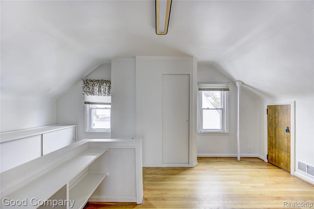960 Columbia Road, Berkley, MI 48072 — Photo 25