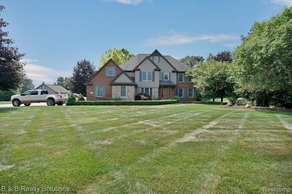 111 Amy Lynn Court, Metamora, MI 48455 — Photo 2