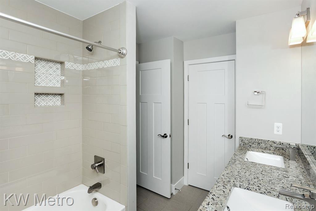 602 CHERRY Avenue, Royal Oak, MI 48073 — Photo 39