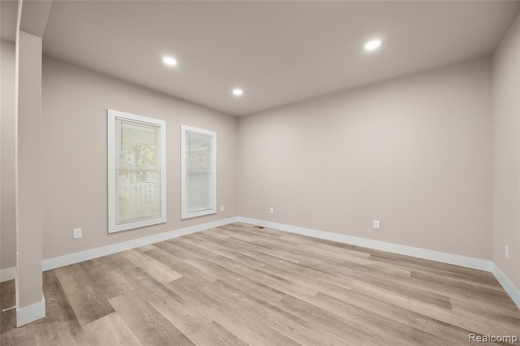 94 Kendrick Street, Mount Clemens, MI 48043 — Photo 8