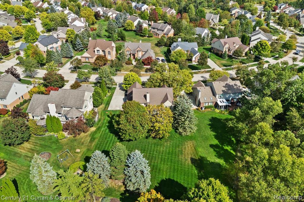 45499 Addington Lane, Novi, MI — Photo 42