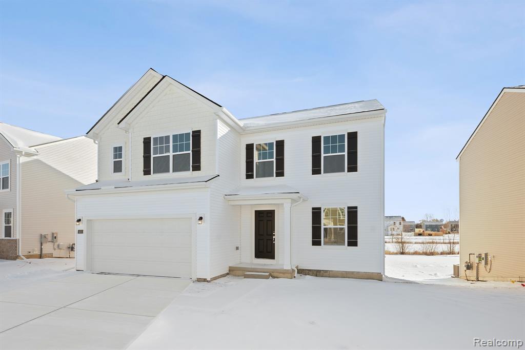 418 Hidden River W, Holly, MI 48442 — front exterior
