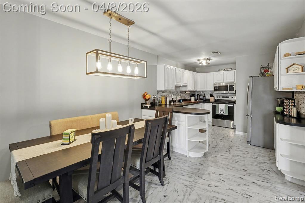 6399 Eastlawn Avenue, Clawson, MI — Photo 8