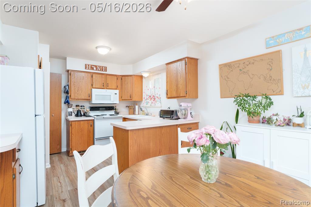 1821 Sheffield Drive, Ypsilanti, MI 48198 — Photo 7