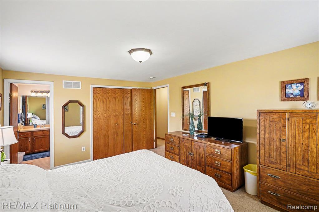 61959 Topsfield Lane, South Lyon, MI 48178 — Photo 14
