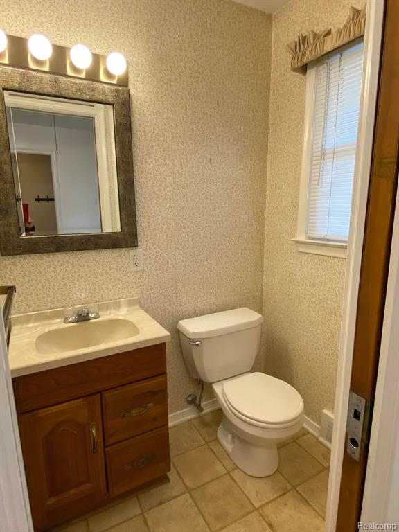 5035 S CLUNBURY Road, West Bloomfield, MI — Photo 12