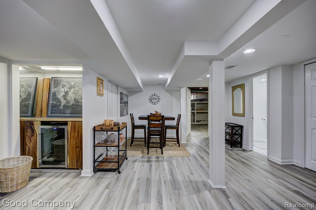 903 ROYAL Avenue, Royal Oak, MI 48073 — Photo 24
