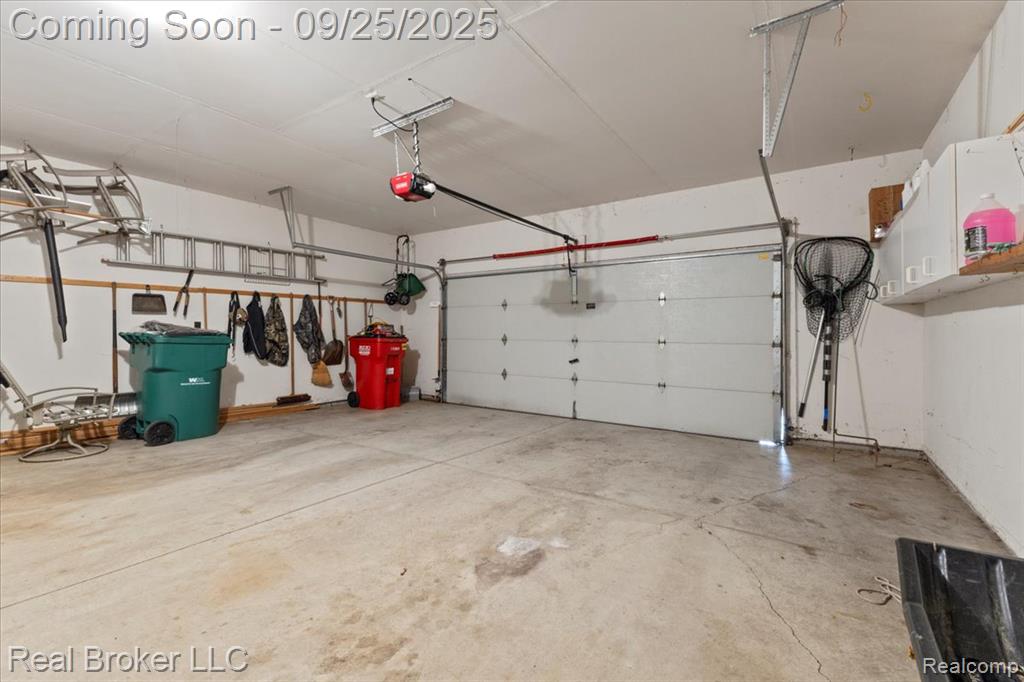 46526 Serenity Drive, Macomb, MI 48044 — Photo 44