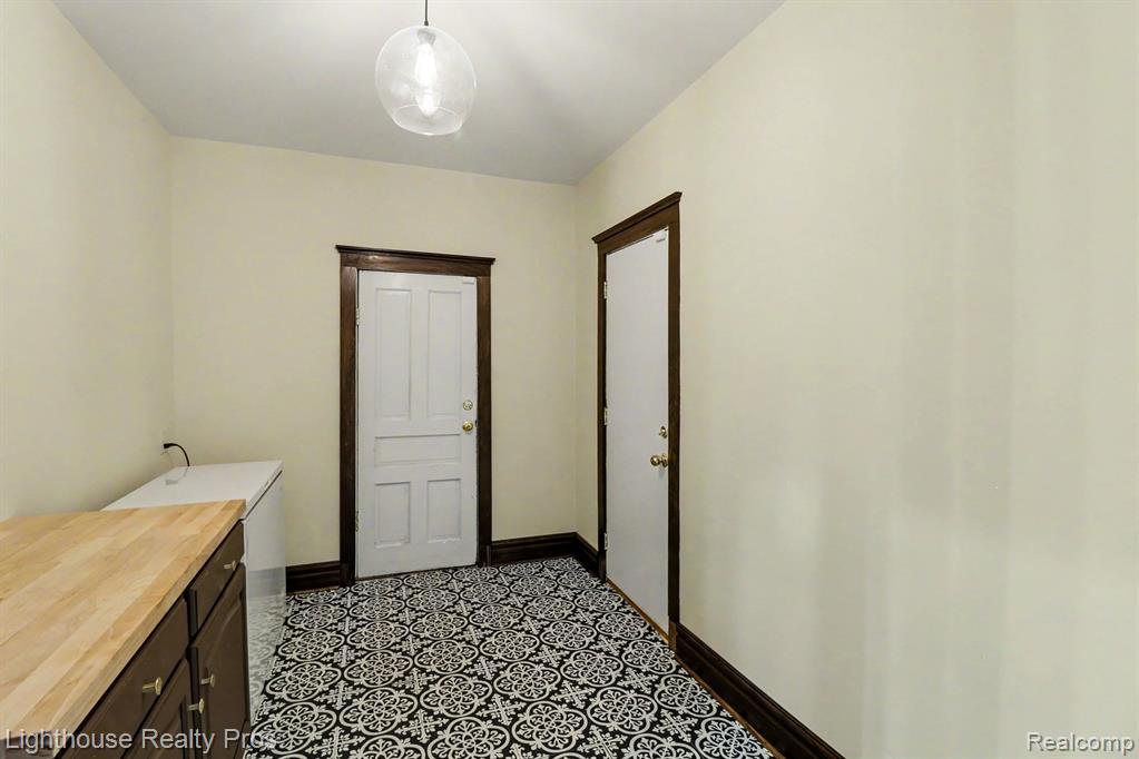 405 W Jefferson Street, Grand Ledge, MI 48837 — Photo 21