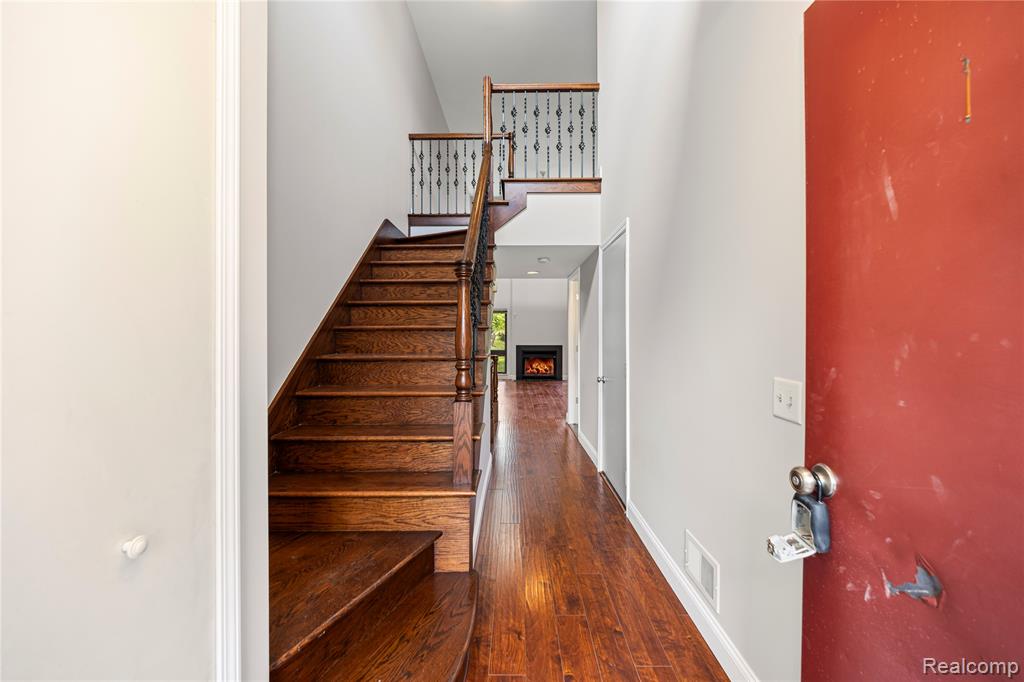 740 Eastbridge Court, Rochester Hills, MI 48307 — Photo 12