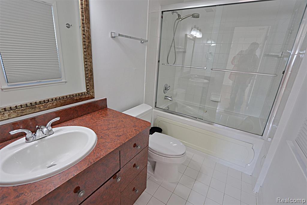 4739 Quarton Road, Bloomfield Hills, MI 48301 — Photo 32