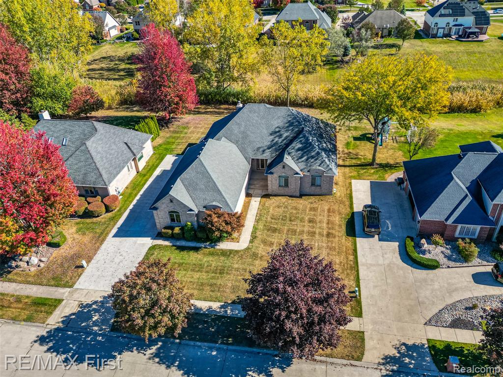 47368 Dove Court, Shelby Twp, MI 48315 — front exterior