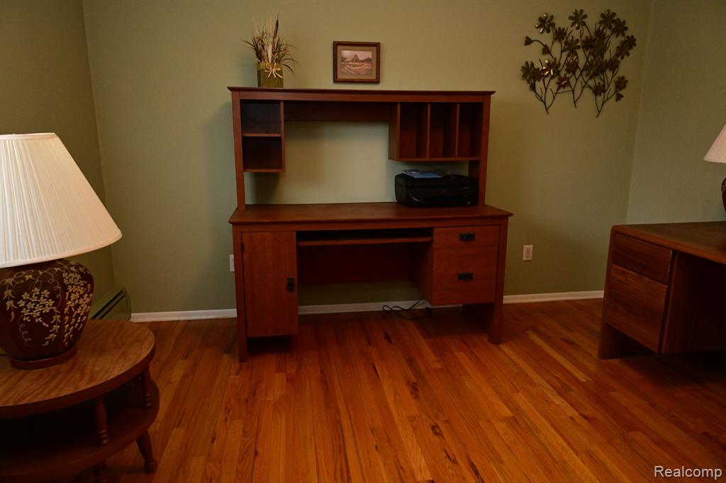 4160 MONTGOMERY Drive, Shelby Twp, MI 48316 — Photo 46