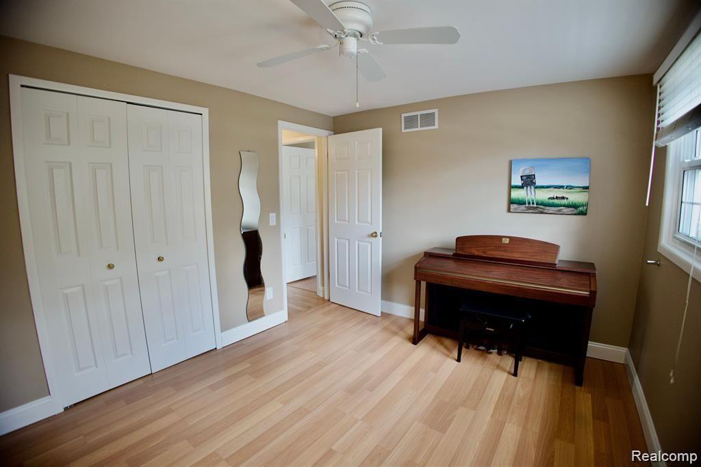 5234 BREEZE HILL, Troy, MI 48098 — Photo 29