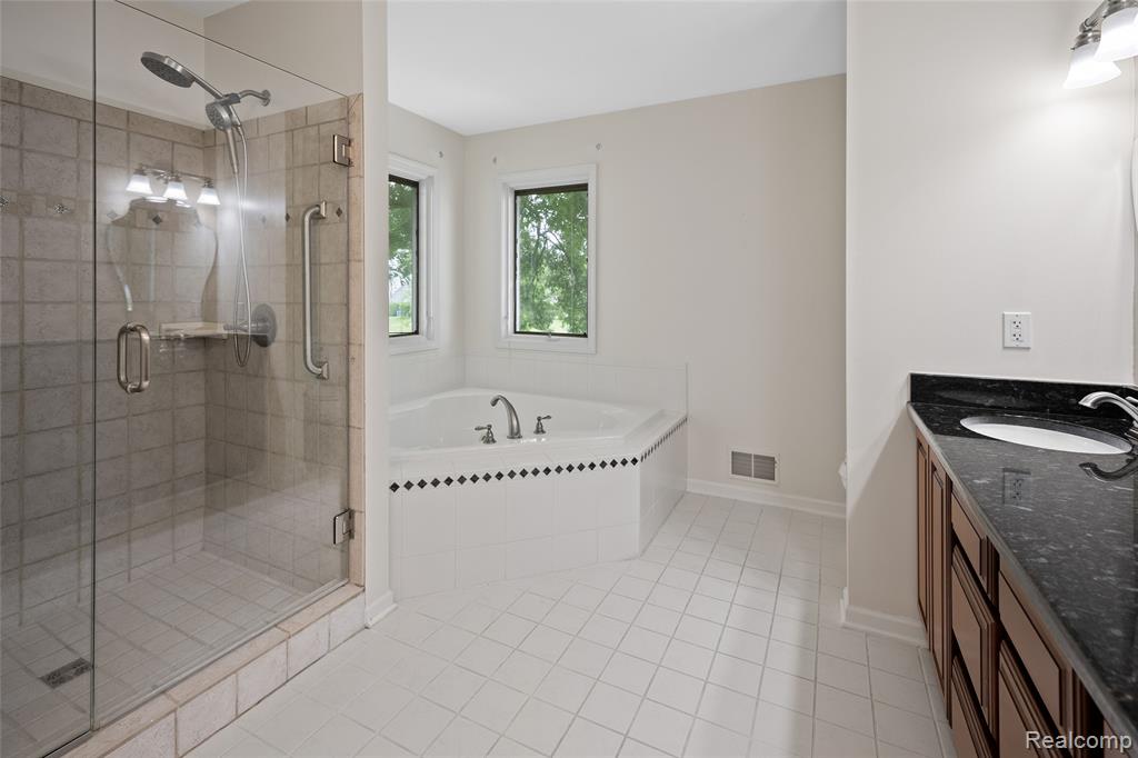 4940 Stillmeadow Drive, Howell, MI 48843 — Photo 18
