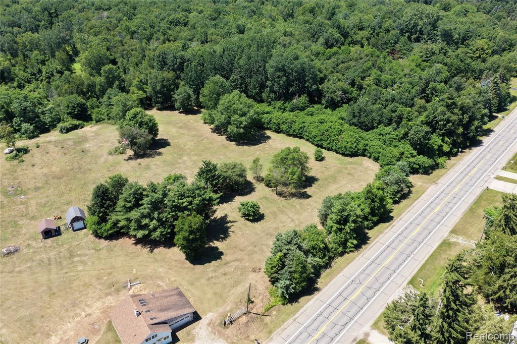000 Lakeshore Road - Photo 4