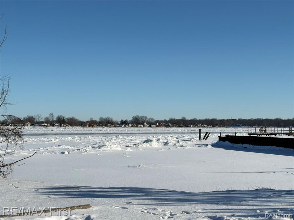 9280 RIVER Road, Clay, MI, 48001