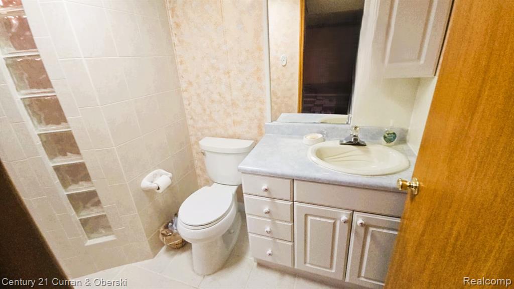 5649 N Lafayette Street, Dearborn Heights, MI 48127 — Photo 13