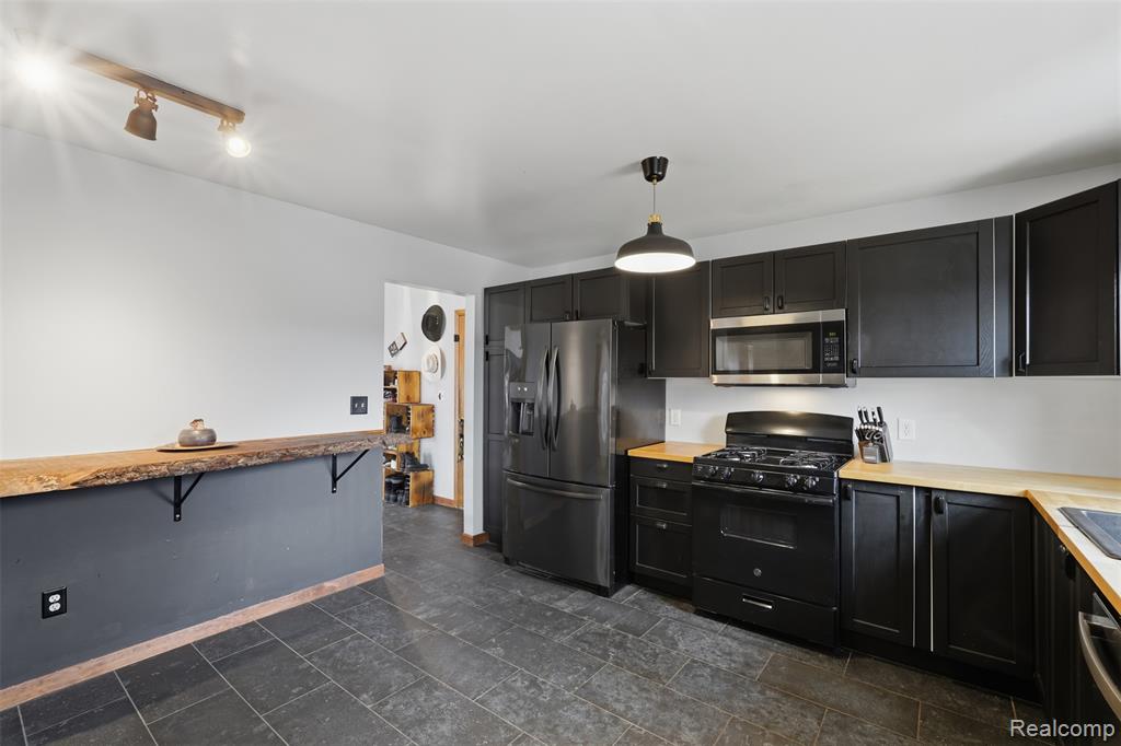 2929 Acorn Lane, Howell, MI 48843 — Photo 12