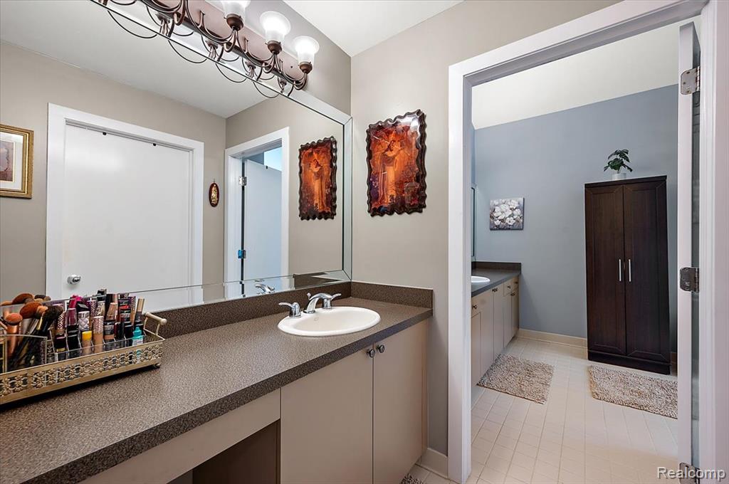 6280 Branford Drive, West Bloomfield, MI — Photo 53