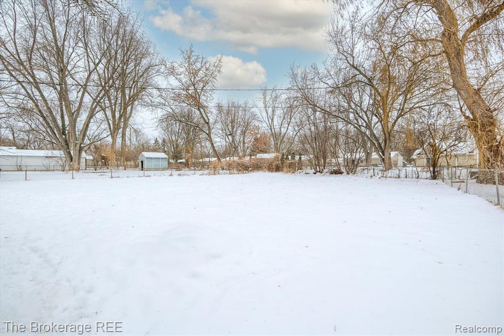 6155 Westdale Drive, Grand Blanc, MI 48439 — Photo 33