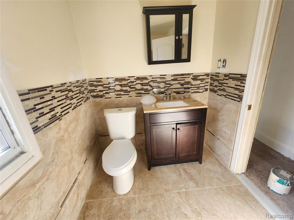 9982 Littlefield Street, Detroit, MI 48227 — Photo 35