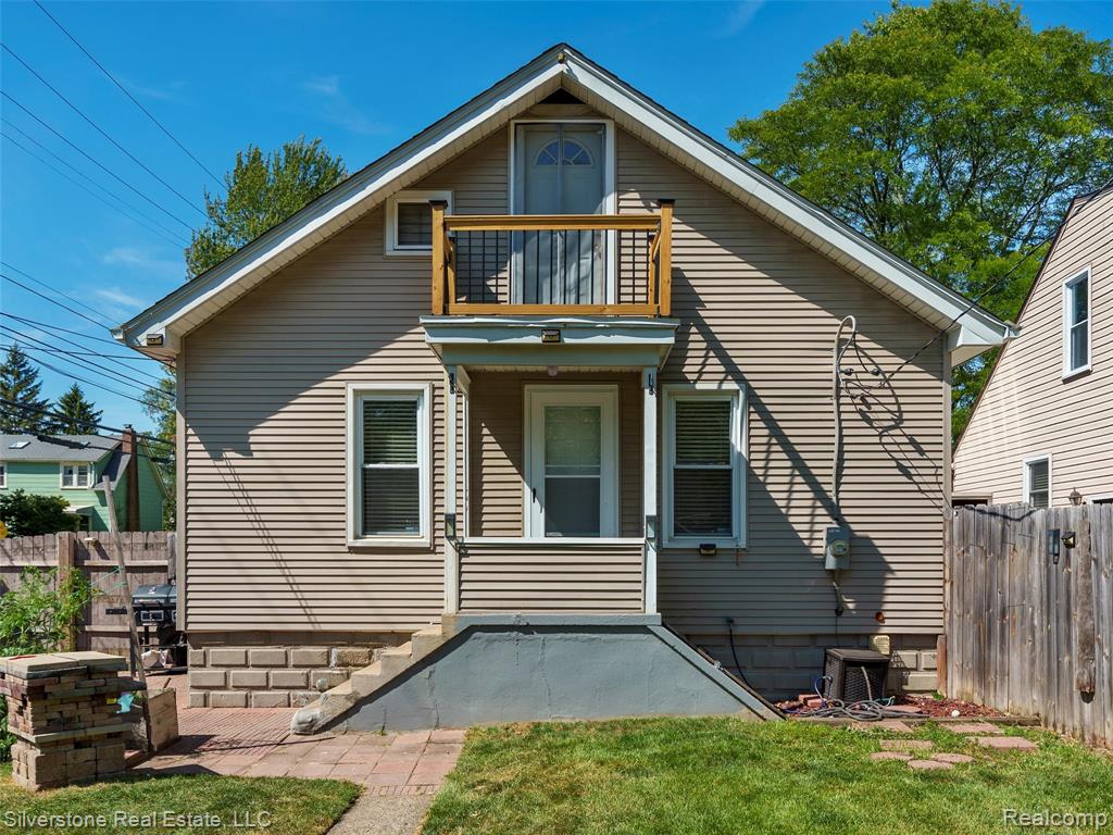 800 N EDISON Avenue, Royal Oak, MI 48067 — Photo 41