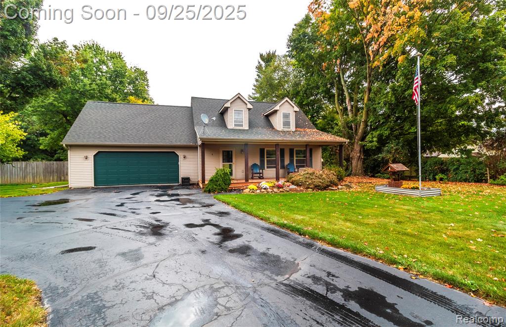 2672 N Lapeer Road, Lapeer, MI 48446 — front exterior