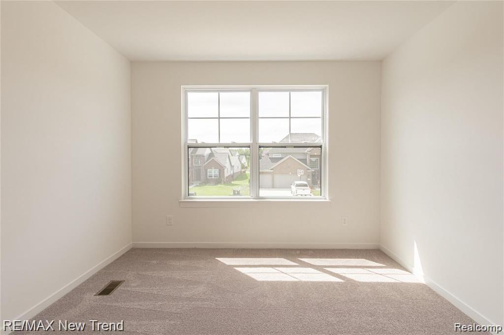 6300 TELURIDE Drive, White Lake, MI 48383 — Photo 29