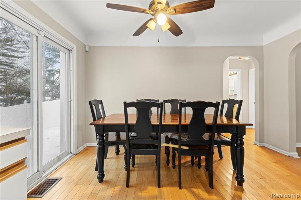 4175 Motorway Drive, Waterford, MI 48328 — Photo 11