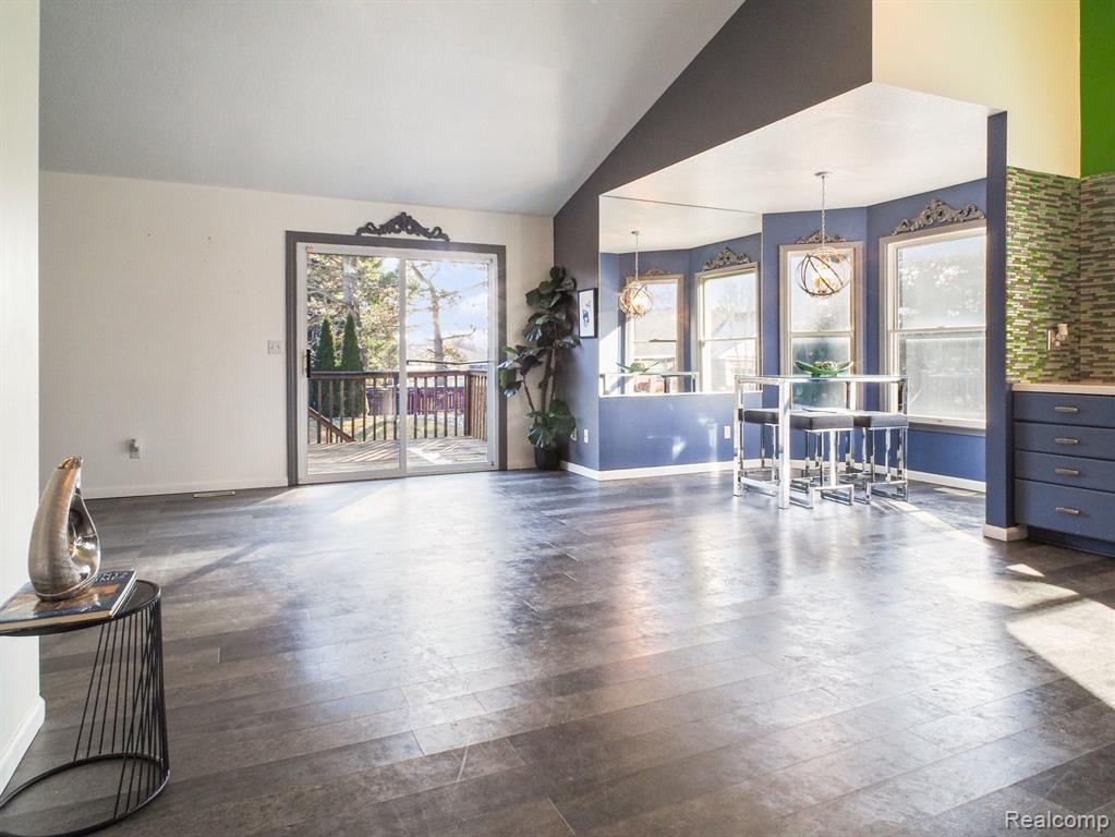 4086 Squire Hill Drive, Flushing, MI 48433 — Photo 11