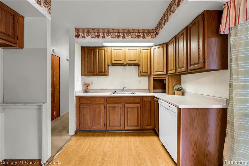 4815 Williams Street, Wayne, MI 48184 — Photo 4