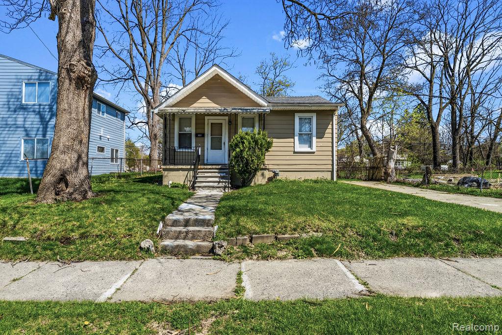 503 Bloomfield Avenue, Pontiac, MI 48341 — Photo 2