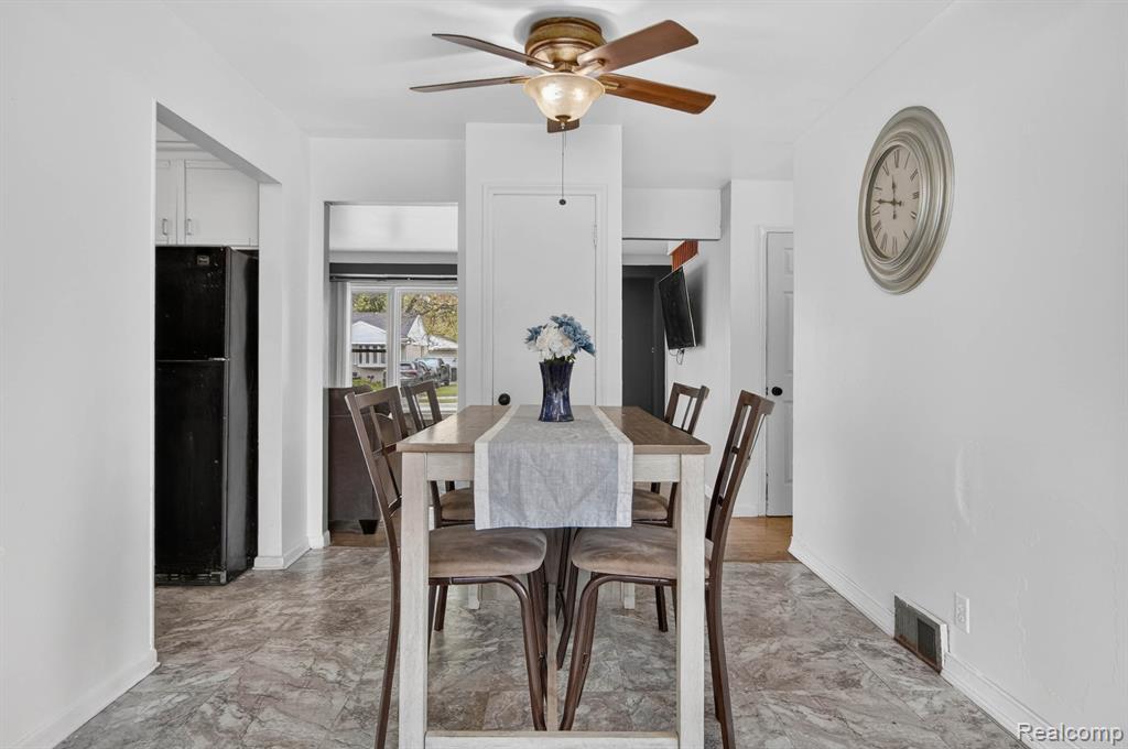 23125 Church Street, Oak Park, MI 48237 — Photo 10