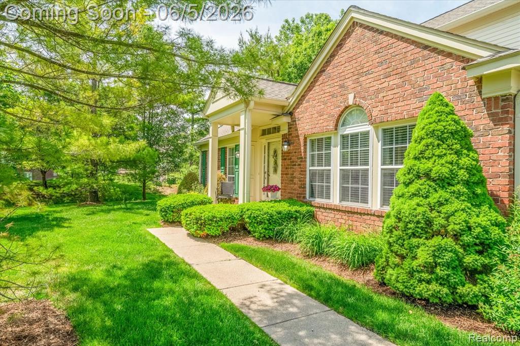 49105 Hawksburry Road, Canton, MI 48188 — Photo 39