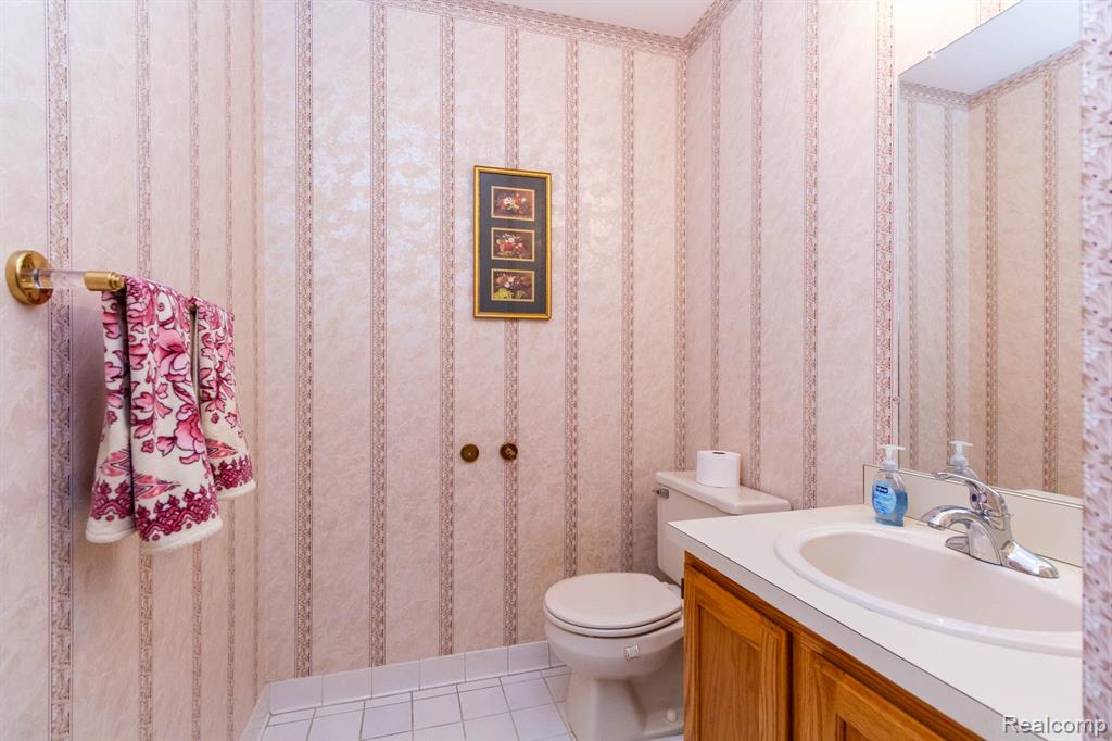 53071 SPRINGHILL MEADOWS Drive, Macomb, MI 48042 — Photo 38